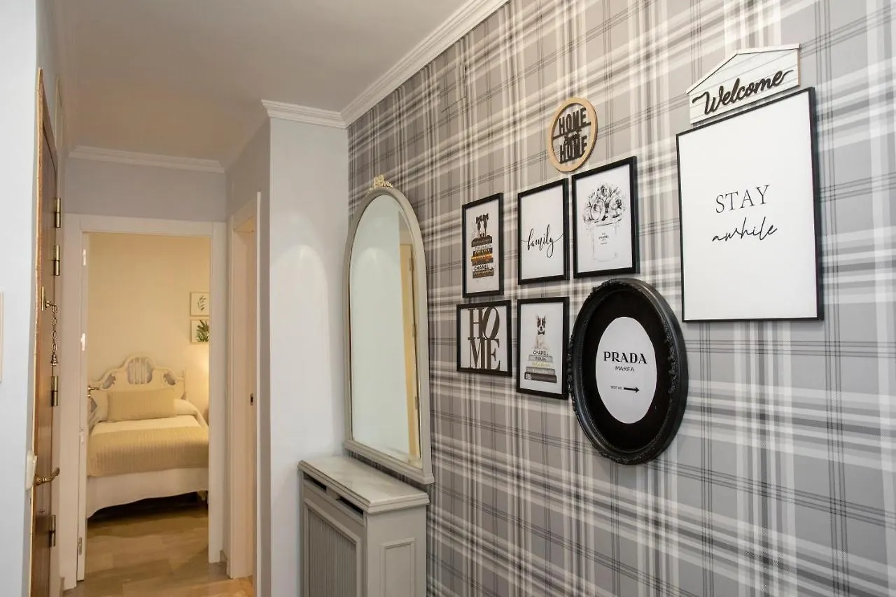 Apartment Alojamiento Camino De Ronda Con Parking Granada Spain